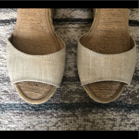 🌼Lucky Brand Wedge Sandals 🌼 - Picture 4 of 16